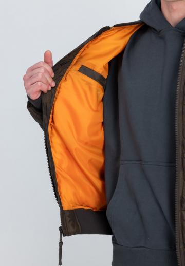 Куртка бомбер