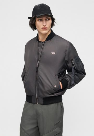 Куртка бомбер