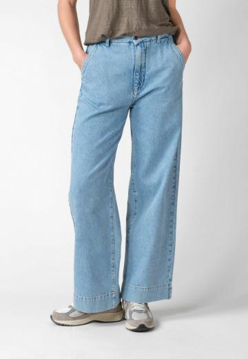 Свободные джинсы