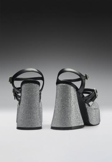 Босоножки на платформе