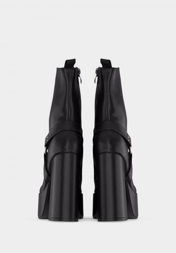 Полусапожки на платформе