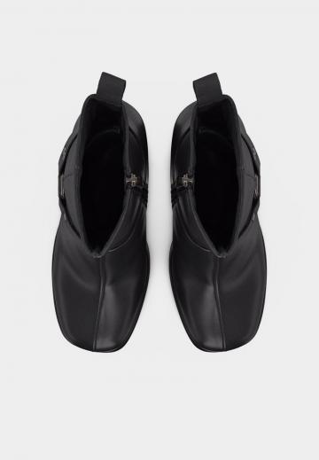 Полусапожки на платформе