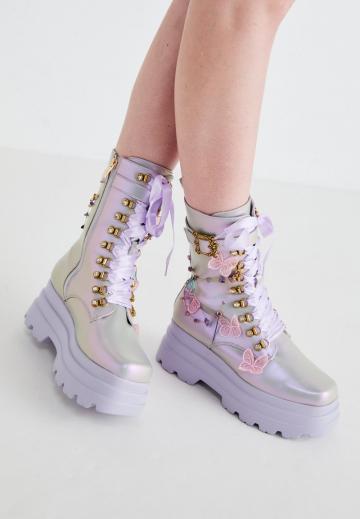Сапоги на шнуровке