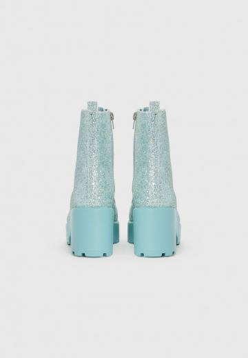 Полусапожки на высоком каблуке