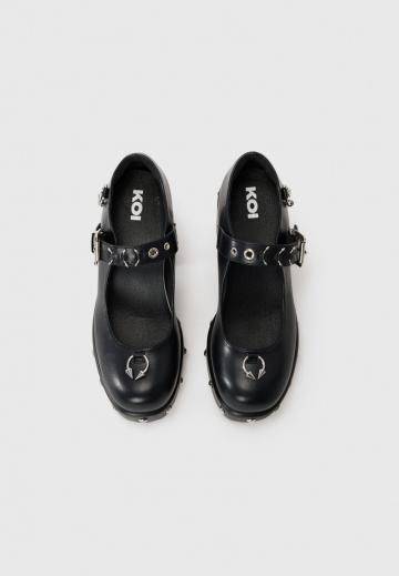 Туфли на высоком каблуке