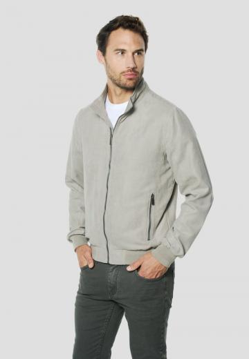 Куртка бомбер