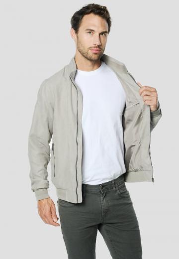 Куртка бомбер