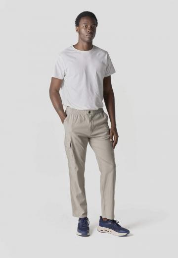 Брюки с накладными карманами