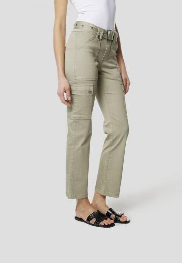 Короткие джинсы