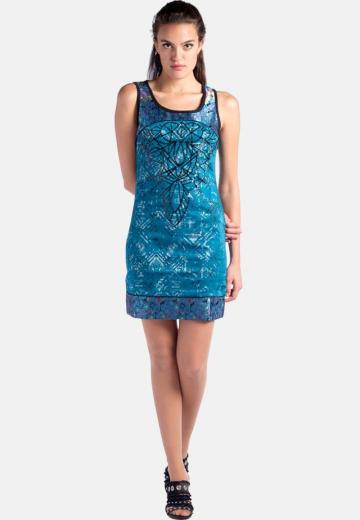 Платье футляр