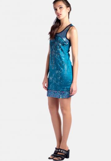 Платье футляр