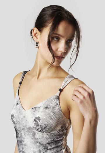 Платье футляр