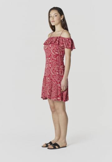 Короткое платье