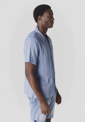 Рубашка с коротким рукавом