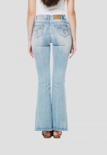 Клешеные брюки