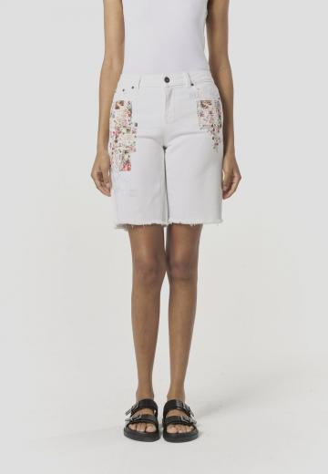 Джинсовые шорты