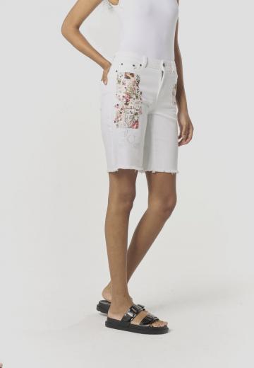 Джинсовые шорты