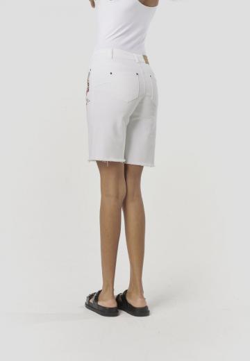 Джинсовые шорты