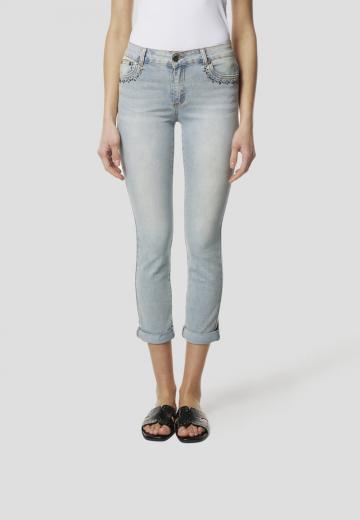 Короткие джинсы