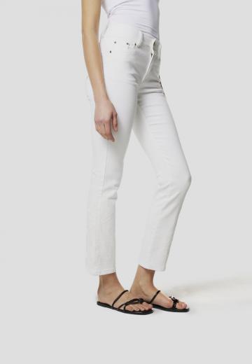 Короткие джинсы