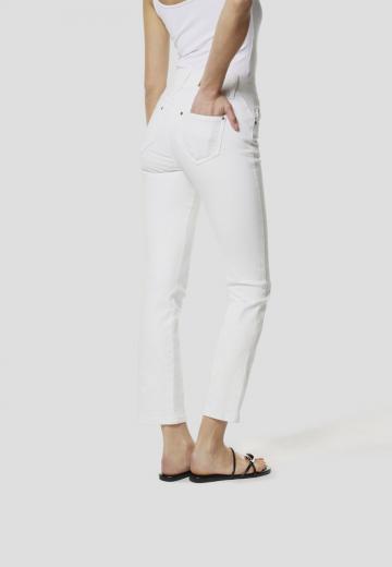 Короткие джинсы