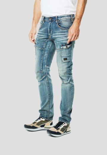 Прямые джинсы