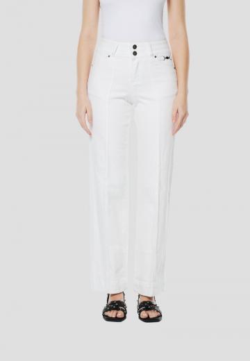 Прямые джинсы