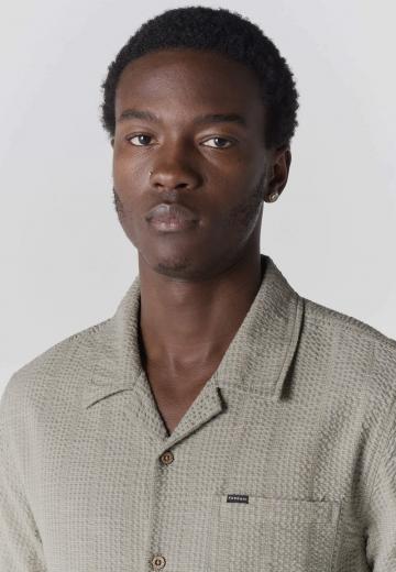 Рубашка с коротким рукавом