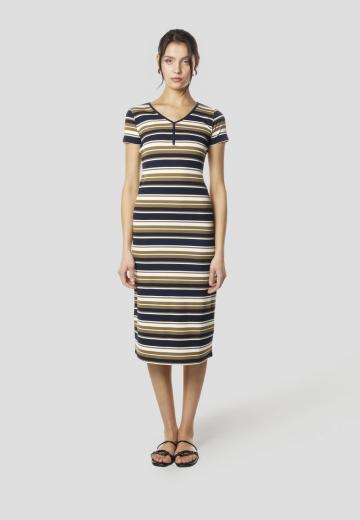 Платье футляр