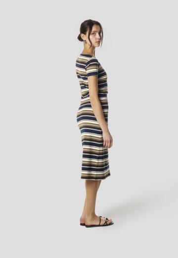 Платье футляр