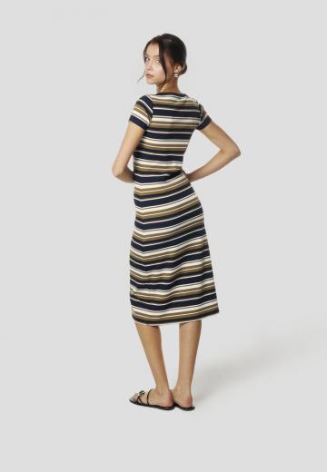 Платье футляр