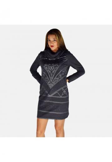 Вязаное платье