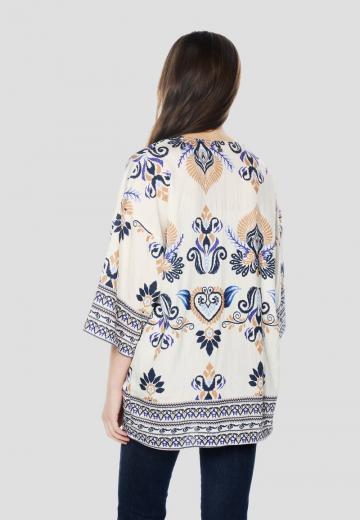 Жаккардовая вязаная кофта