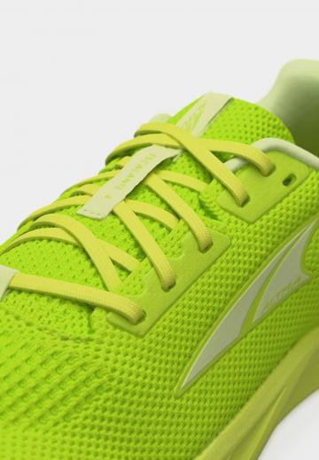 Беговые кроссовки