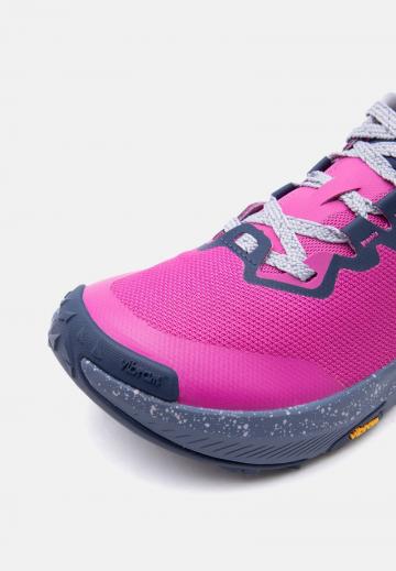 Беговые кроссовки