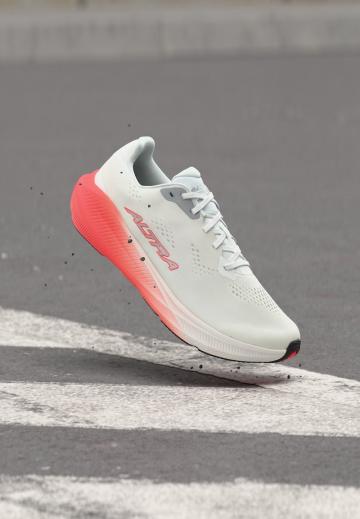 Беговые кроссовки