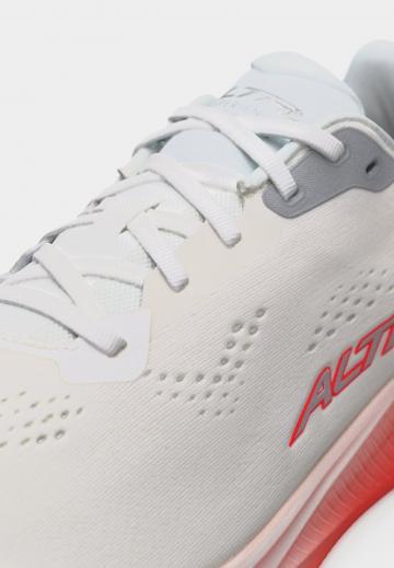 Беговые кроссовки