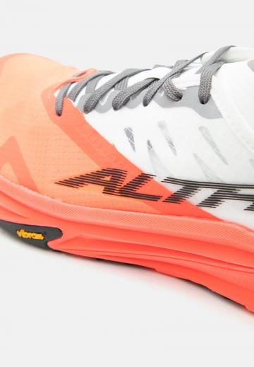 Беговые кроссовки