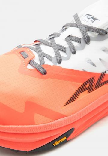 Беговые кроссовки