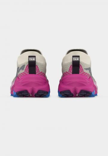 Беговые кроссовки