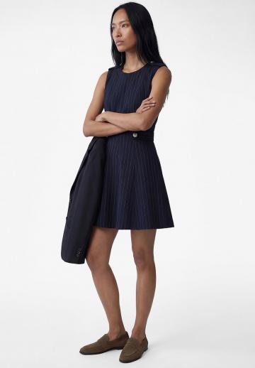 Короткое платье