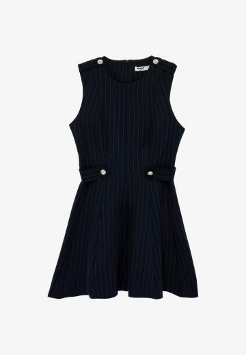 Короткое платье