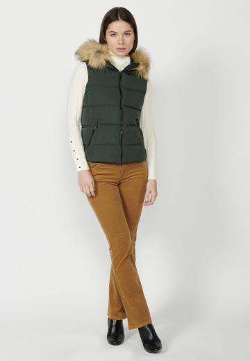 Пуховой жилет