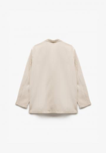 Блейзер с накладными карманами