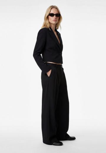 Короткий блейзер