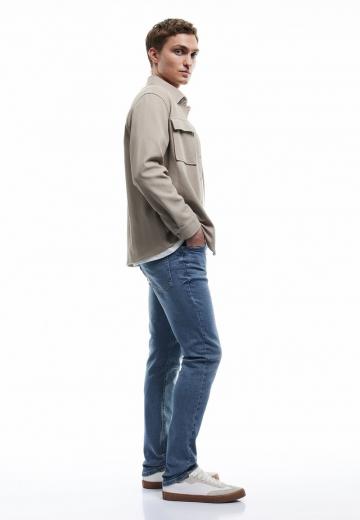 Узкие джинсы