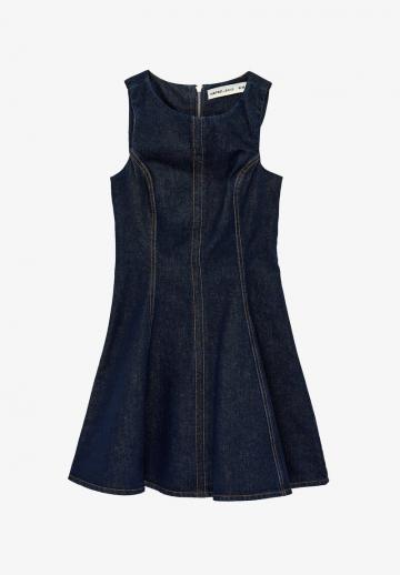 Джинсовое платье