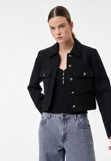 Блейзер с накладными карманами