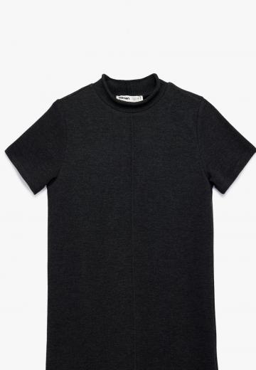 Вязаное платье