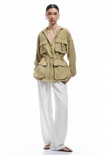 Куртка с накладнымит карманами